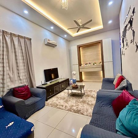 Comfort 36 Entire House At Alma Bukit Mertajam Bagian luar foto