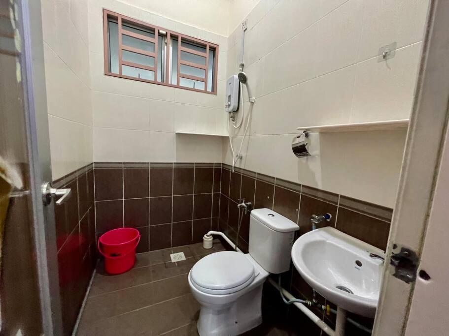 Comfort 36 Entire House At Alma Bukit Mertajam Bagian luar foto