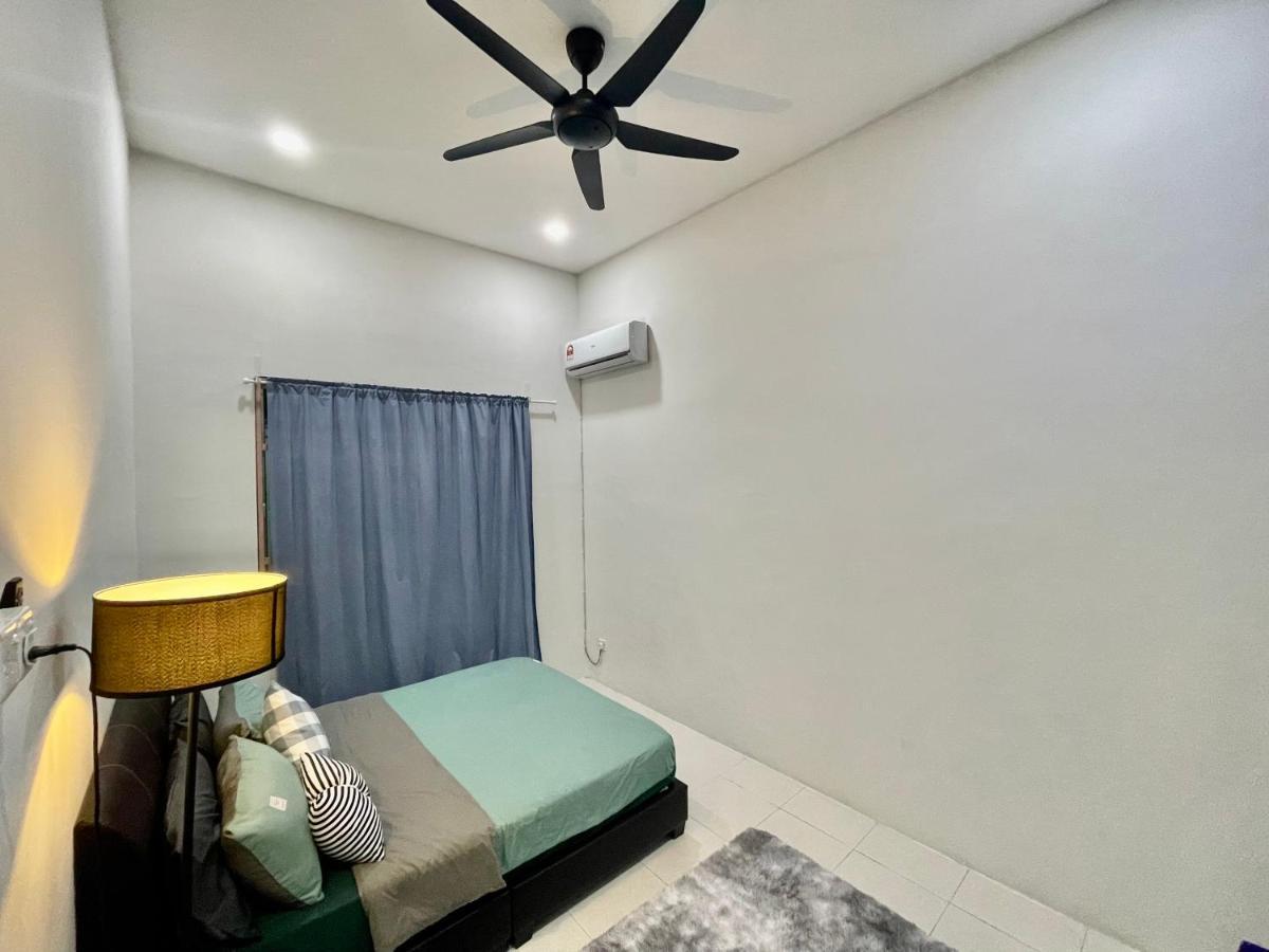 Comfort 36 Entire House At Alma Bukit Mertajam Bagian luar foto