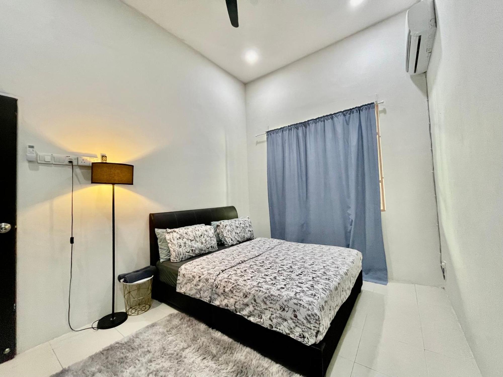Comfort 36 Entire House At Alma Bukit Mertajam Bagian luar foto
